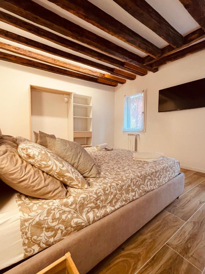 Suite Primo Piano Venecia Exterior foto