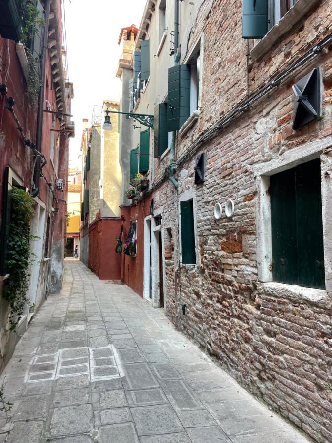 Suite Primo Piano Venecia Exterior foto