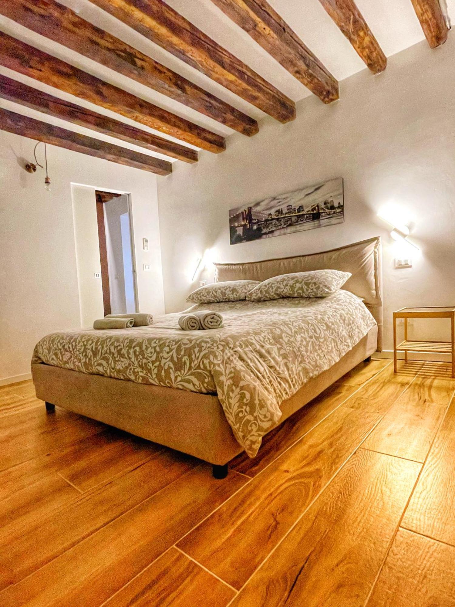 Suite Primo Piano Venecia Exterior foto